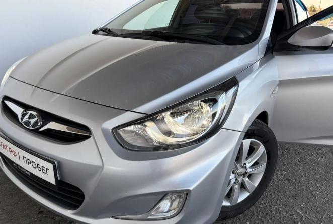 Hyundai Solaris I с пробегом 2012 года, цена 625 000 рублей, 252909 км, седан, Автокод Объявления