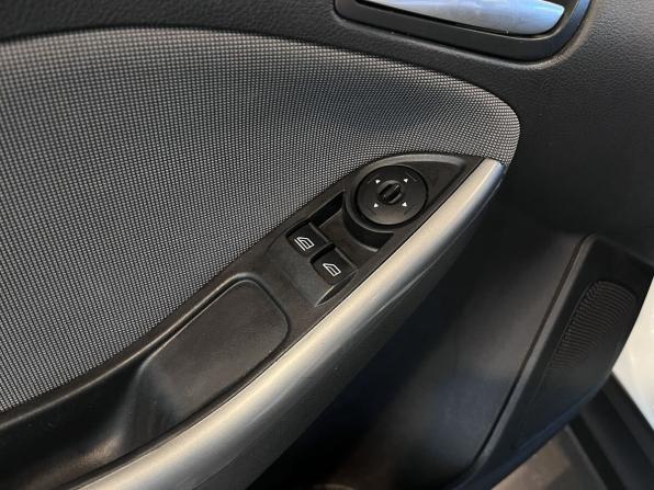 Ford Focus III с пробегом 2012 года, цена 640 000 рублей, 183121 км, универсал, Автокод Объявления