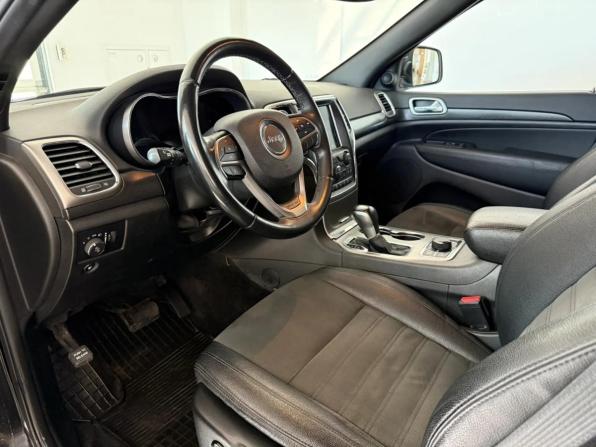 Jeep Grand Cherokee IV (WK2) Рестайлинг с пробегом 2018 года, цена 2 690 000 рублей, 200869 км, внедорожник, Автокод Объявления