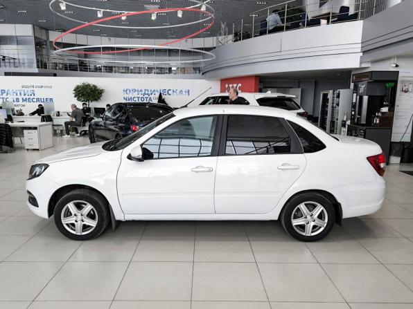 Lada (ВАЗ) Granta I Рестайлинг с пробегом 2022 года, цена 699 000 рублей, 51050 км, седан, Автокод Объявления