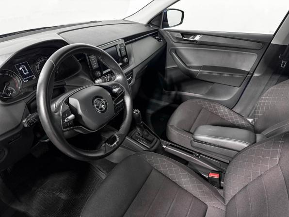 Skoda Rapid II с пробегом 2021 года, цена 1 685 000 рублей, 41823 км, лифтбек, Автокод Объявления