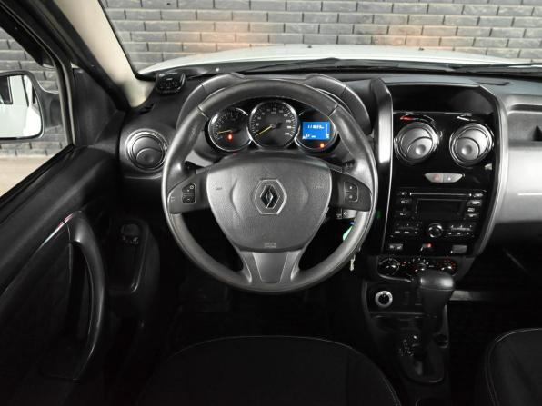 Renault Duster I Рестайлинг с пробегом 2016 года, цена 1 350 000 рублей, 111632 км, внедорожник, Автокод Объявления