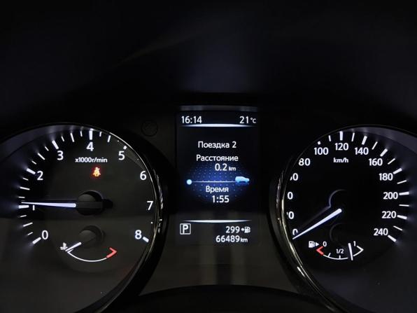 Nissan Qashqai II с пробегом 2018 года, цена 1 930 000 рублей, 66489 км, внедорожник, Автокод Объявления