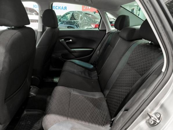 Volkswagen Polo V Рестайлинг с пробегом 2019 года, цена 870 000 рублей, 171800 км, седан, Автокод Объявления