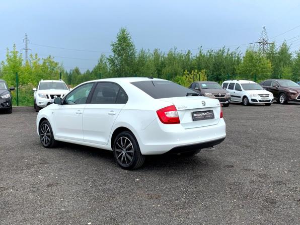 Skoda Rapid I с пробегом 2017 года, цена 1 254 200 рублей, 105894 км, лифтбек, Автокод Объявления