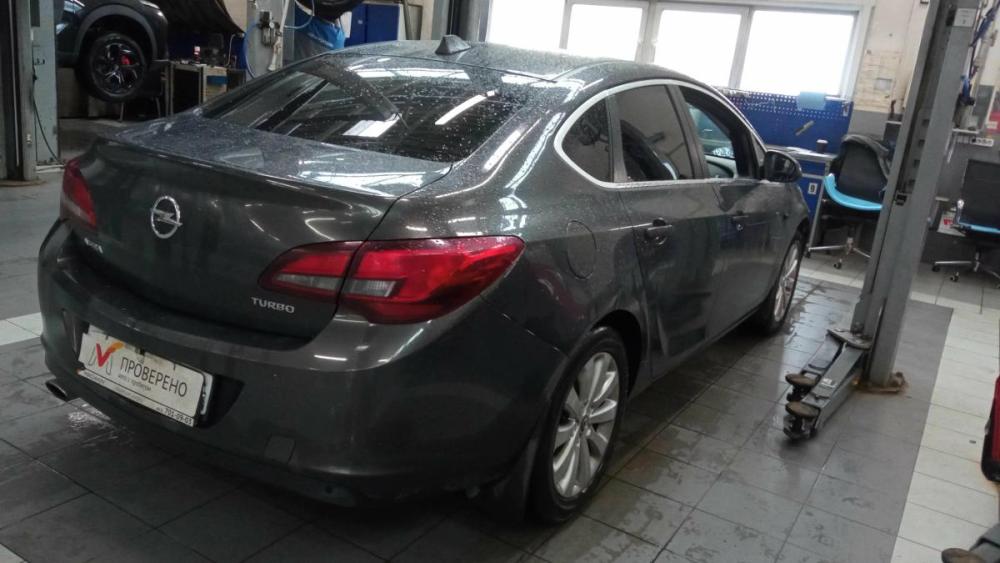 Opel Astra J Рестайлинг Санкт-Петербург  - изображение 3