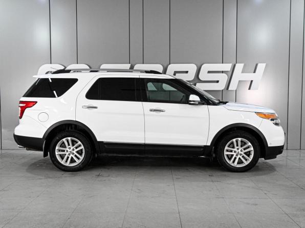 Ford Explorer V с пробегом 2015 года, цена 2 389 000 рублей, 207804 км, внедорожник, Автокод Объявления