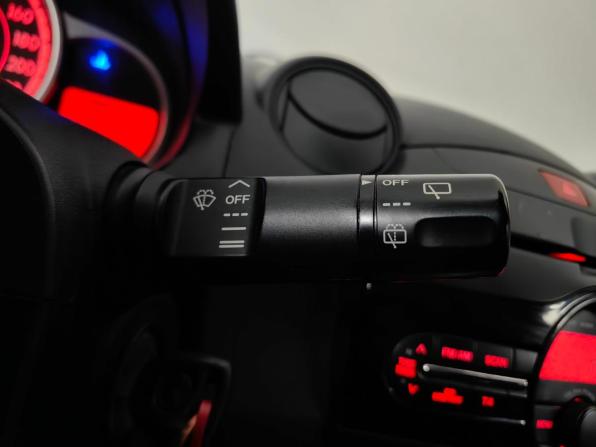 Mazda 2 II Рестайлинг (DE2) с пробегом 2013 года, цена 833 000 рублей, 155471 км, хэтчбек, Автокод Объявления