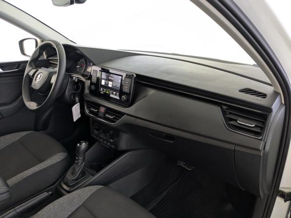 Skoda Rapid II с пробегом 2021 года, цена 1 220 000 рублей, 176346 км, лифтбек, Автокод Объявления