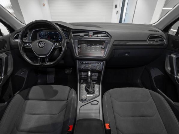 Volkswagen Tiguan II с пробегом 2017 года, цена 2 460 000 рублей, 134251 км, внедорожник, Автокод Объявления