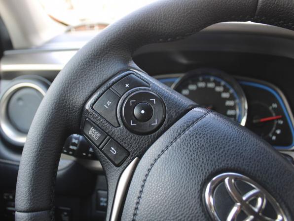 Toyota RAV4 IV (XA40) с пробегом 2013 года, цена 1 999 000 рублей, 104000 км, внедорожник, Автокод Объявления