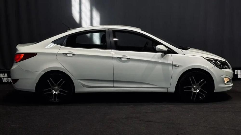 Hyundai Solaris I Рестайлинг Смоленск  - изображение 4