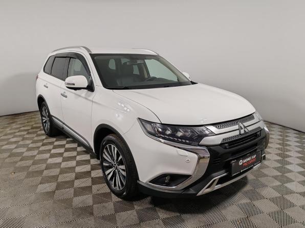 Mitsubishi Outlander III Рестайлинг 3 с пробегом 2019 года, цена 2 449 000 рублей, 81106 км, внедорожник, Автокод Объявления