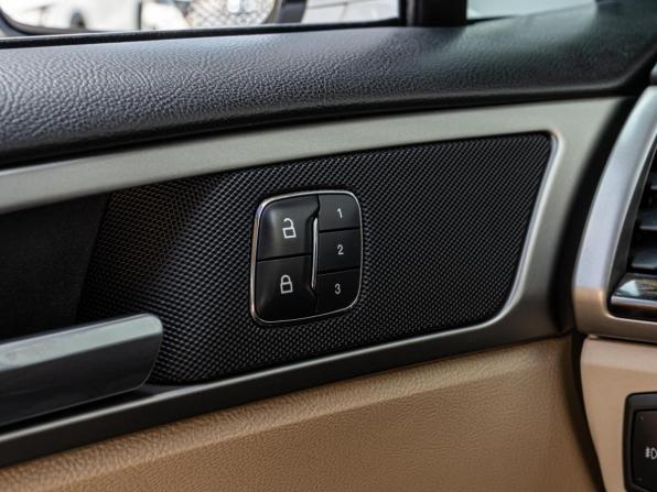 Ford Fusion (North America) II с пробегом 2015 года, цена 1 435 000 рублей, 160360 км, седан, Автокод Объявления