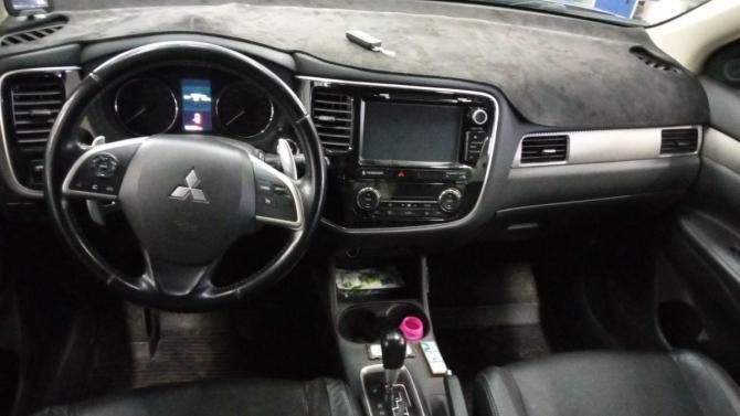 Mitsubishi Outlander III Рестайлинг с пробегом 2014 года, цена 1 380 000 рублей, 181097 км, внедорожник, Автокод Объявления