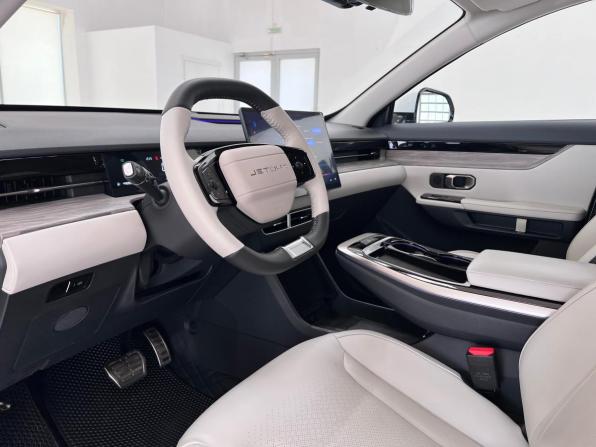JETOUR DASHING I с пробегом 2024 года, цена 2 390 000 рублей, 7550 км, внедорожник, Автокод Объявления