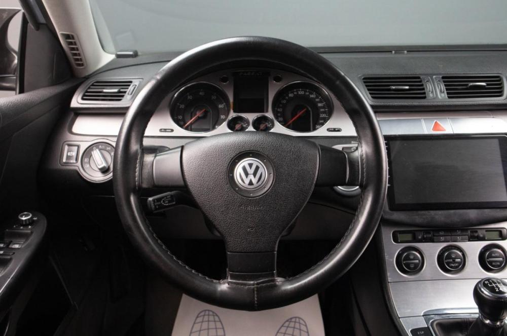 Volkswagen Passat B6 Оренбург  - изображение 10
