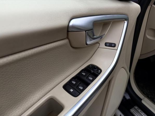 Volvo XC60 I с пробегом 2009 года, цена 899 990 рублей, 381153 км, внедорожник, Автокод Объявления