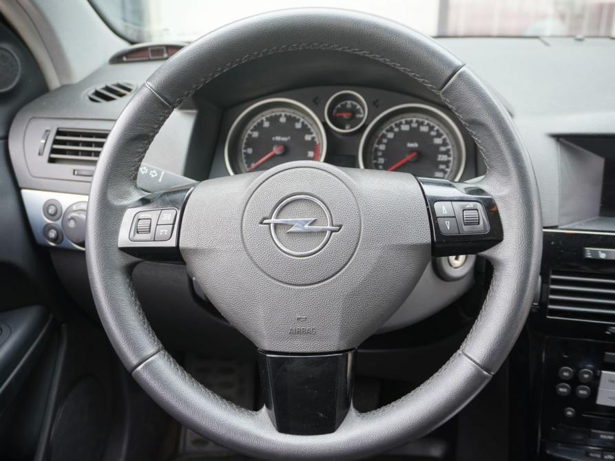 Opel Astra H Рестайлинг Москва  - изображение 13