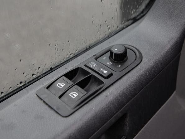 Volkswagen Caravelle T5 с пробегом 2008 года, цена 1 499 000 рублей, 224405 км, минивэн, Автокод Объявления