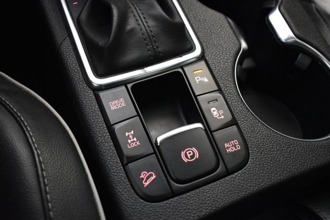 Kia Sportage IV с пробегом 2016 года, цена 1 680 000 рублей, 185567 км, внедорожник, Автокод Объявления