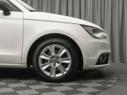 Audi A1 I (8X) Москва  - изображение 38