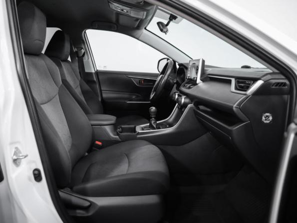 Toyota RAV4 V (XA50) с пробегом 2022 года, цена 2 949 000 рублей, 52195 км, внедорожник, Автокод Объявления