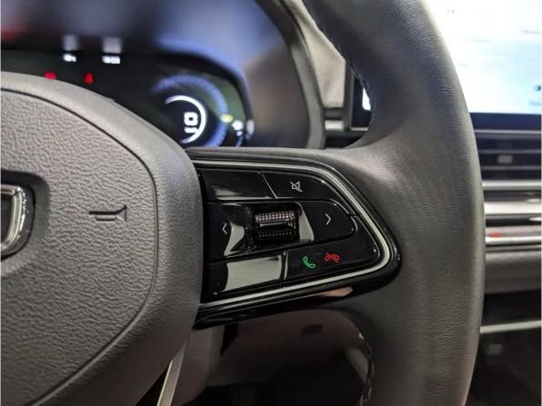 Belgee S50 с пробегом 2025 года, цена 1 810 000 рублей, 3312 км, седан, Автокод Объявления