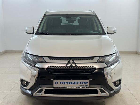 Mitsubishi Outlander III Рестайлинг 3 с пробегом 2018 года, цена 2 740 000 рублей, 53902 км, внедорожник, Автокод Объявления