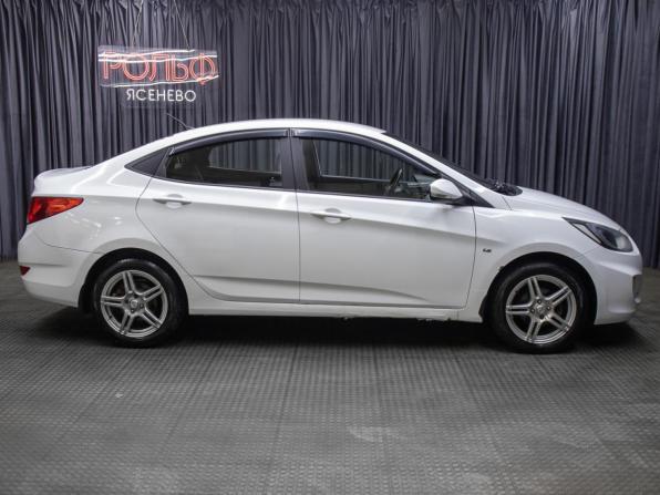 Hyundai Solaris I с пробегом 2011 года, цена 550 000 рублей, 234295 км, седан, Автокод Объявления