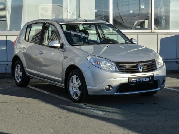 Renault Sandero I с пробегом 2012 года, цена 660 000 рублей, 123995 км, хэтчбек, Автокод Объявления