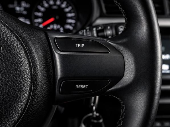 Kia Rio IV с пробегом 2018 года, цена 1 299 000 рублей, 147602 км, хэтчбек, Автокод Объявления