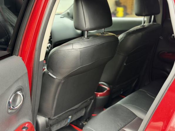 Nissan Juke I с пробегом 2012 года, цена 897 000 рублей, 195000 км, внедорожник, Автокод Объявления
