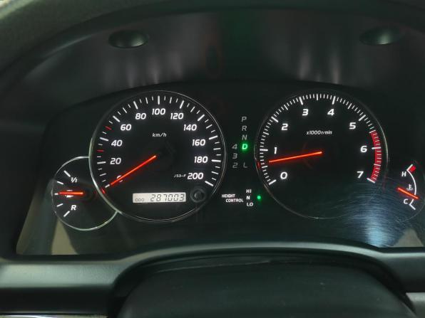 Toyota Land Cruiser Prado 120 Series Рестайлинг с пробегом 2008 года, цена 2 490 000 рублей, 287003 км, внедорожник, Автокод Объявления