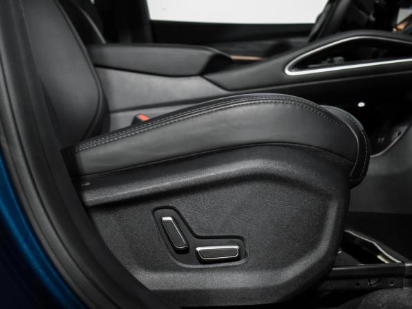 Geely Monjaro I с пробегом 2024 года, цена 3 460 000 рублей, 17620 км, внедорожник, Автокод Объявления