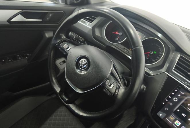 Volkswagen Tiguan II с пробегом 2018 года, цена 2 349 000 рублей, 110027 км, внедорожник, Автокод Объявления