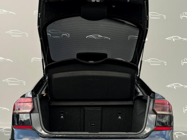 Volkswagen Polo VI с пробегом 2020 года, цена 1 638 400 рублей, 67539 км, лифтбек, Автокод Объявления