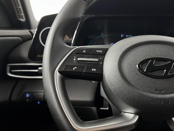 Hyundai Elantra VII (CN7) Рестайлинг с пробегом 2025 года, цена 2 310 000 рублей, 15750 км, седан, Автокод Объявления