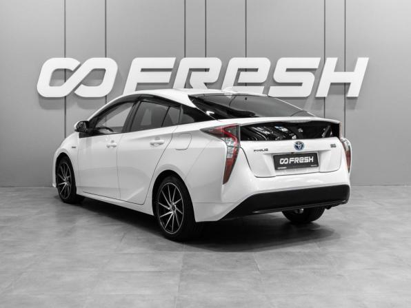 Toyota Prius IV (XW50) с пробегом 2016 года, цена 1 735 000 рублей, 184751 км, лифтбек, Автокод Объявления