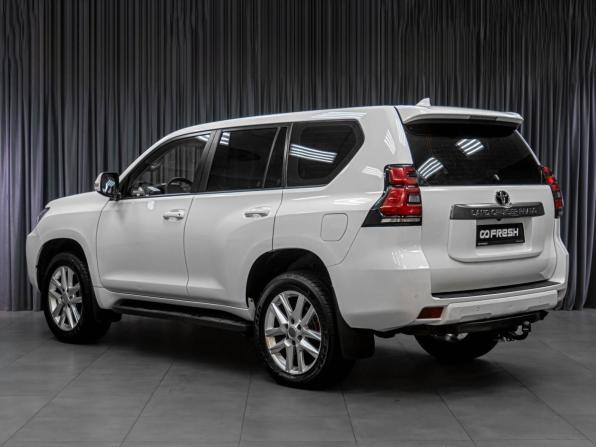 Toyota Land Cruiser Prado 150 Series Рестайлинг 2 с пробегом 2019 года, цена 4 859 000 рублей, 183574 км, внедорожник, Автокод Объявления