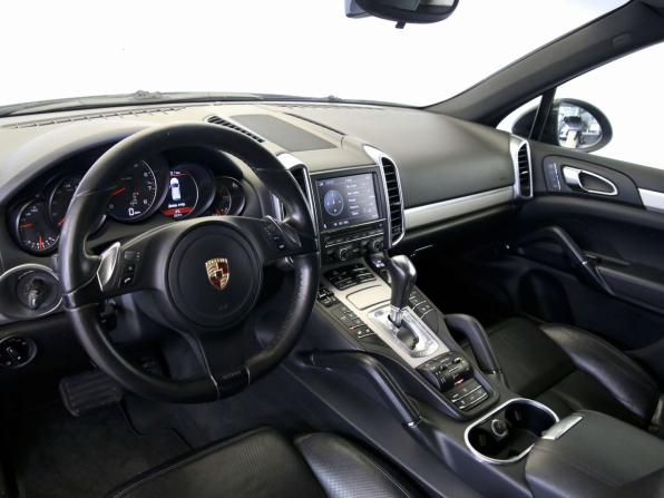 Porsche Cayenne II (958) с пробегом 2011 года, цена 2 100 000 рублей, 190533 км, внедорожник, Автокод Объявления