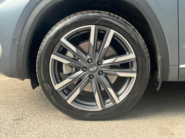 Geely Monjaro I с пробегом 2024 года, цена 3 349 000 рублей, 31616 км, внедорожник, Автокод Объявления