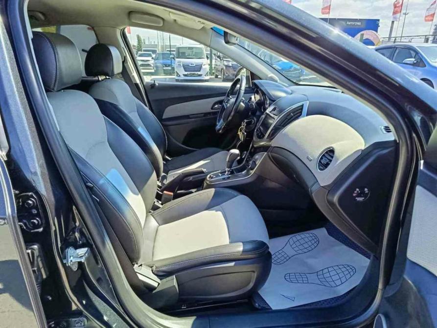 Chevrolet Cruze I Рестайлинг Тюмень  - изображение 13