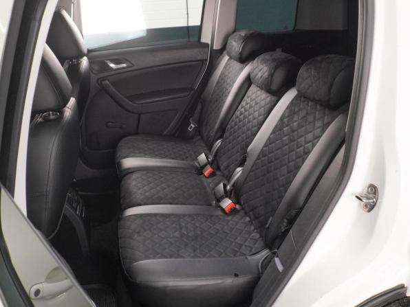 Skoda Yeti I Рестайлинг с пробегом 2013 года, цена 1 099 000 рублей, 143658 км, внедорожник, Автокод Объявления