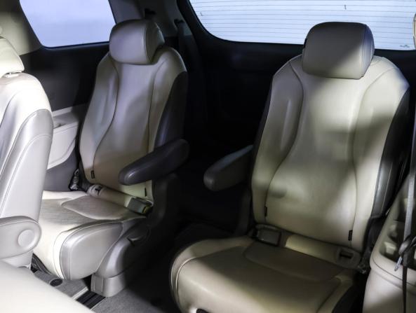 Kia Carnival IV с пробегом 2020 года, цена 3 990 000 рублей, 65519 км, минивэн, Автокод Объявления