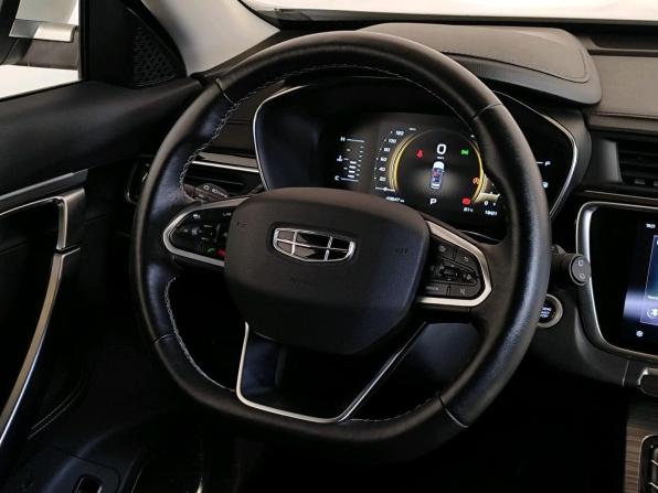 Geely Atlas Pro с пробегом 2021 года, цена 1 939 000 рублей, 43646 км, внедорожник, Автокод Объявления