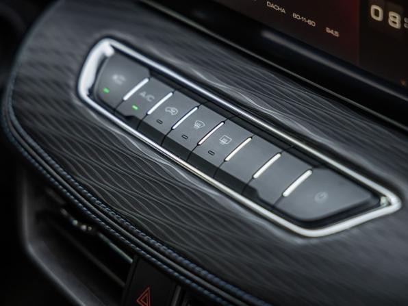 Haval Jolion I с пробегом 2023 года, цена 1 678 000 рублей, 107354 км, внедорожник, Автокод Объявления