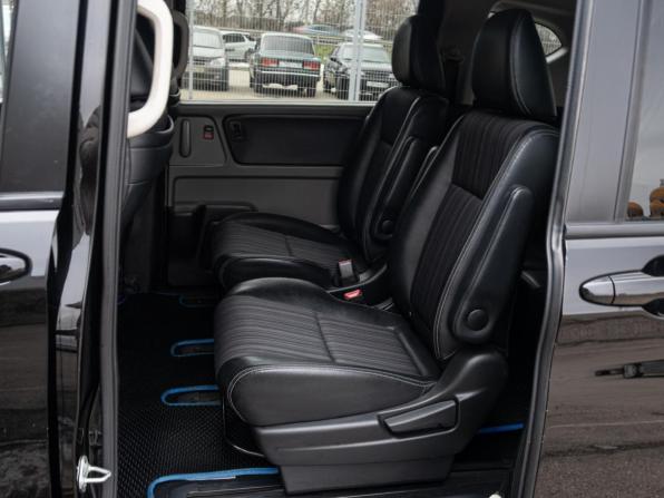 Honda Freed II с пробегом 2018 года, цена 1 540 000 рублей, 179124 км, компактвэн, Автокод Объявления