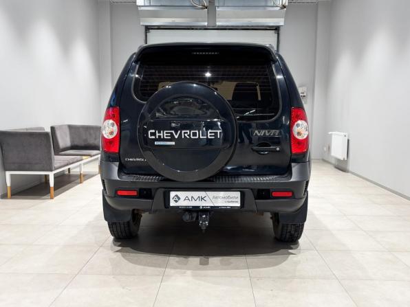 Chevrolet Niva I Рестайлинг с пробегом 2015 года, цена 574 545 рублей, 114788 км, внедорожник, Автокод Объявления