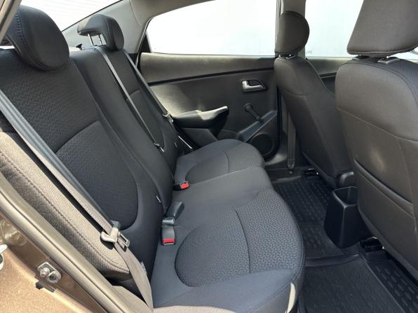 Kia Rio III Рестайлинг с пробегом 2015 года, цена 1 050 000 рублей, 100640 км, седан, Автокод Объявления